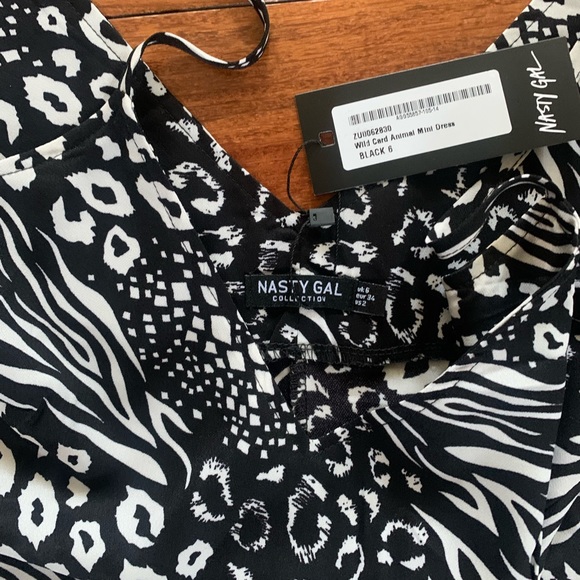 Nasty Gal NWT Size US 2 Animal Print Mini Dress - Picture 2 of 3